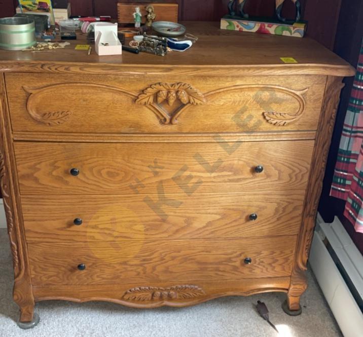 Oakwood Interiors Dresser