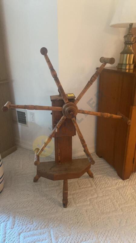 Vintage Yarn Winder