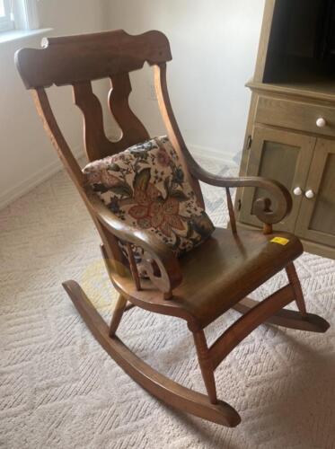 Wooden Rocking Chair