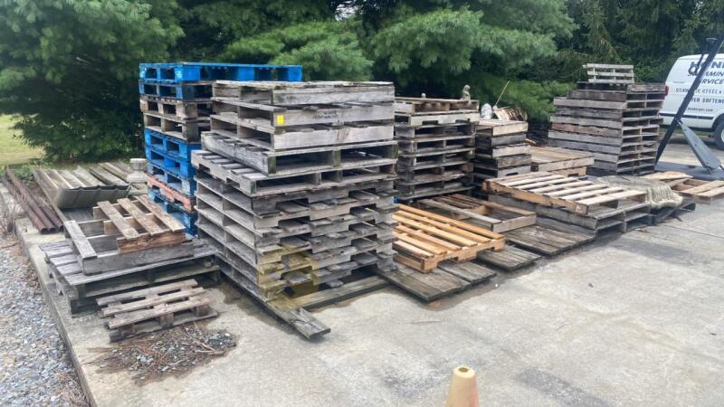 Picking Rights to Wooden Pallets