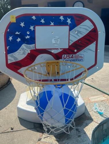 USA Water Basketball Hoop and Beach Ball