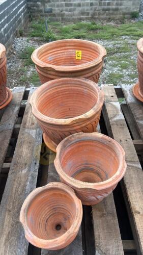 4 Decorative Clay Pots