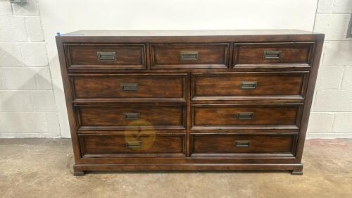 Hooker Wooden 9 Drawer Dresser