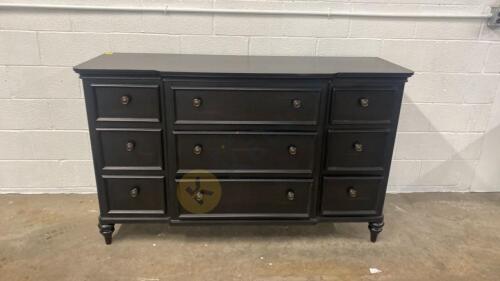 9 Drawer Dresser