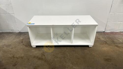 Bench with Storage Cubbies