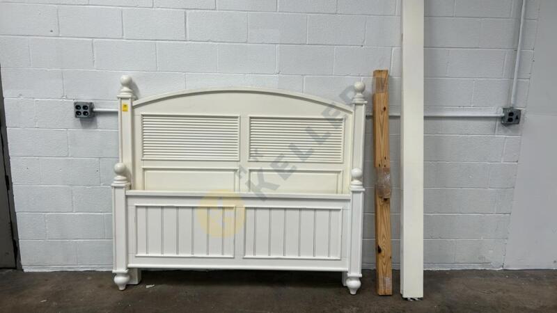 Queen Size White Wooden Bed Frame