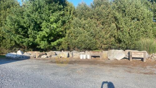 Large Landscape Rocks and Boulder