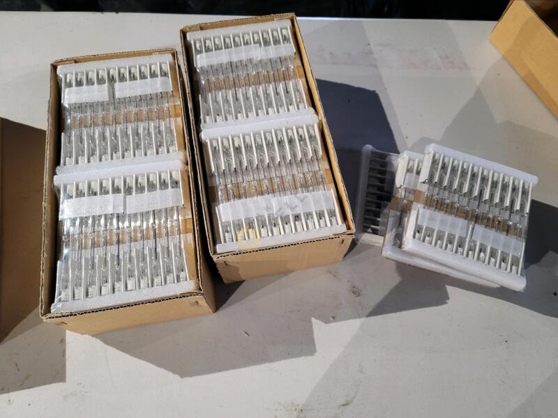 230 T3 Halogen Lamps