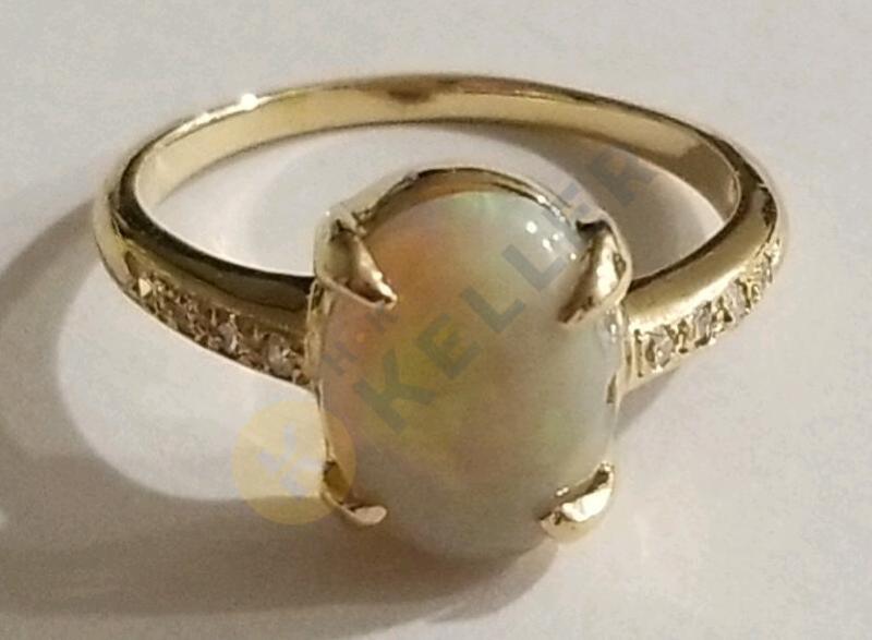 14K Gold Ring with Opal and Diamonds