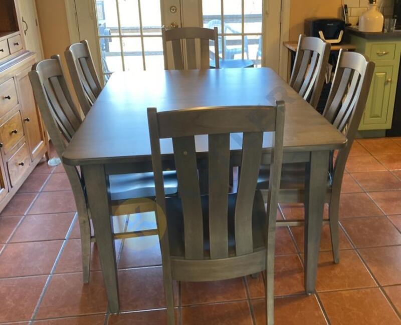 Amish Made Table and 6 Chairs