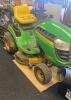 John Deere D110 Lawn Tractor Mower - 11