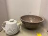 Vintage Texas Ware Confetti Mixing Bowl and 1970s Omniware Ombia Teapot