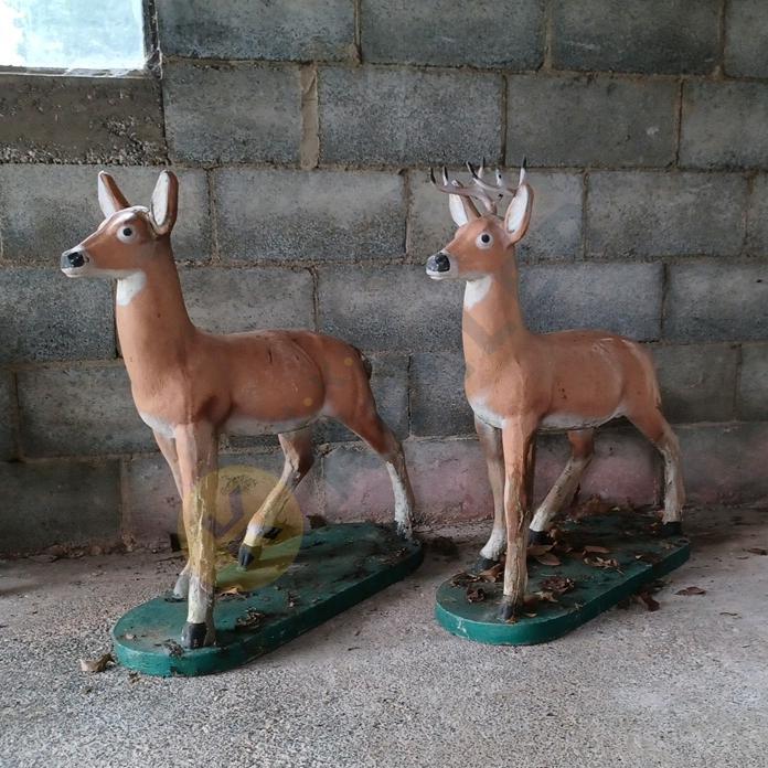 Deer Lawn Statues