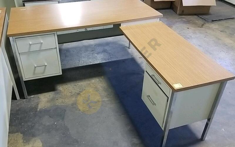 Hon Metal Desk Unit With Credenza And Wooden Laminate Tops