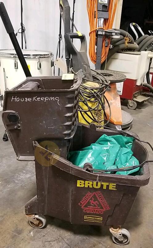 Brute Commercial Mop Bucket With Side Press, Trash Bags, and Extra Bucket Handle