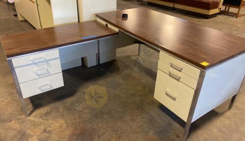 Metal L-Shaped Desk with Return