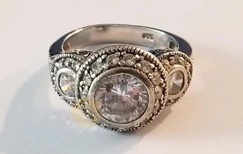 Sterling Silver Ring with Cubic Zirconia