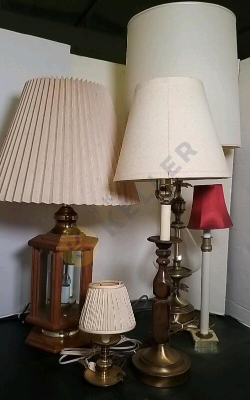 5 Unique Table Lamps
