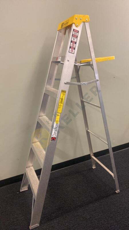 6' Davidson Aluminum Step Ladder
