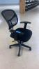 Adjustable Mesh Back Rolling Office Chair - 3