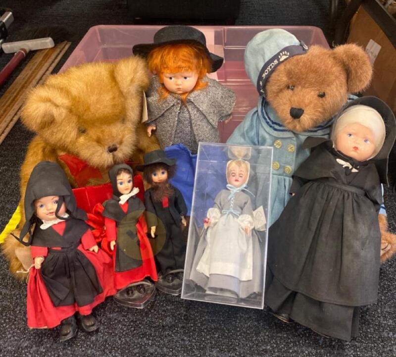 Boyd's, Gund, and Amish Dolls