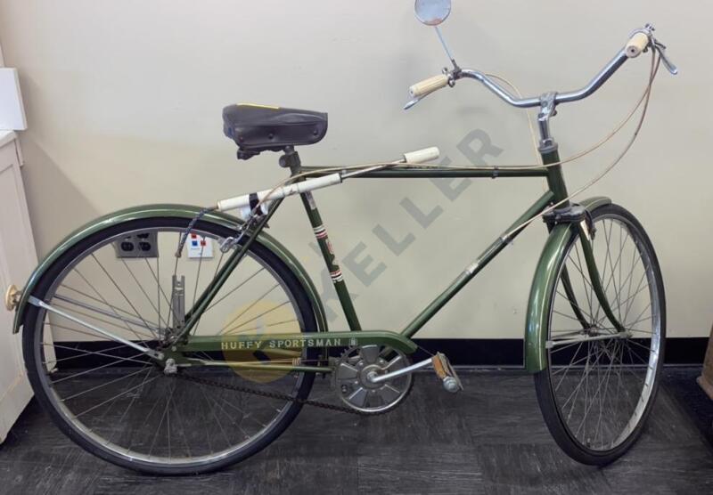 Vintage Huffy Sportsman Cruiser Bicycle