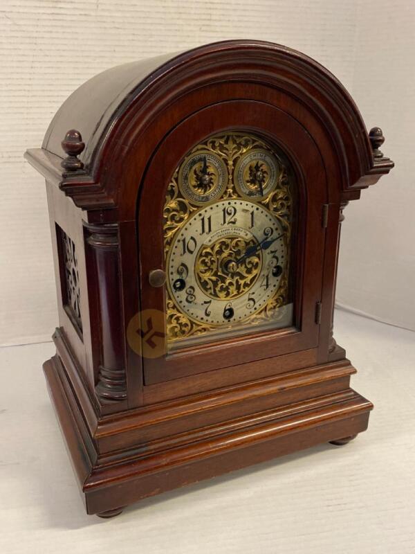 Bailey Banks & Biddle Co. Mantel Clock