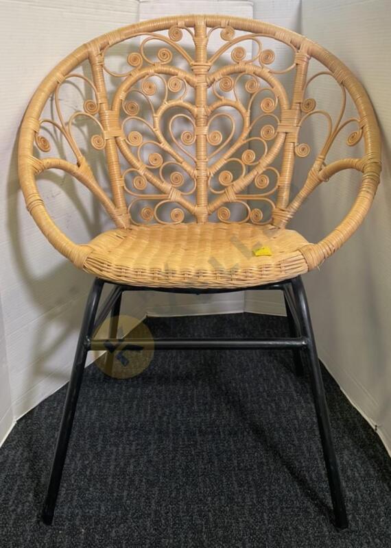Peacock Wicker Chair