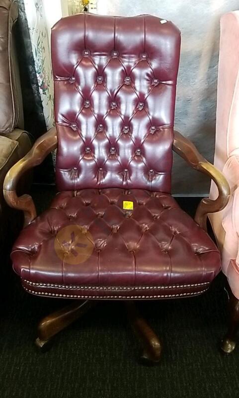 Fairfield Tufted Rolling Office Chair