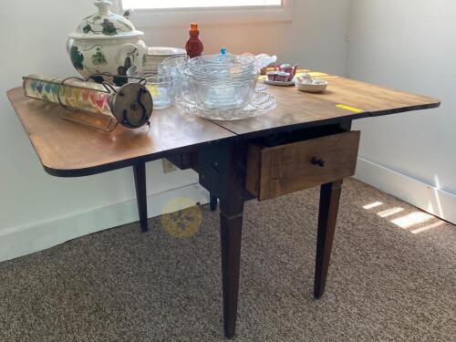 Drop Leaf Table