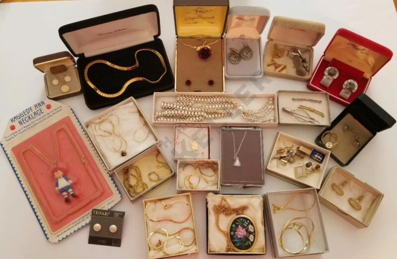 Boxed Jewelry with Cufflinks, Sets, and More