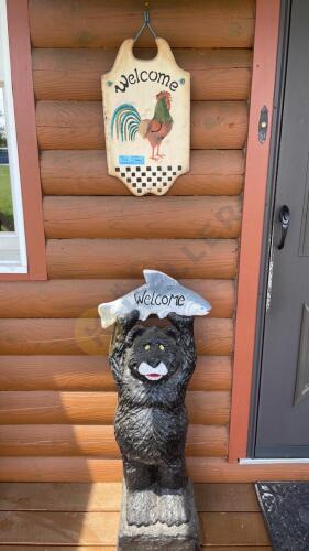 Resin Bear Welcome Statue and Welcome Sign