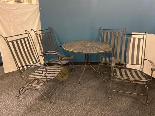 Metal Patio Table and 4 Chairs