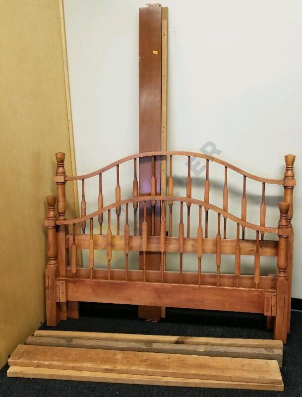 Queen Size Wooden Bed