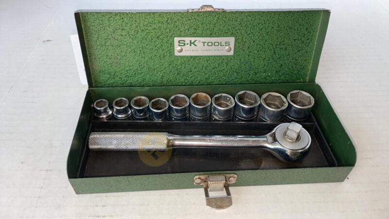 S-K Metric Socket Set with Ratchet