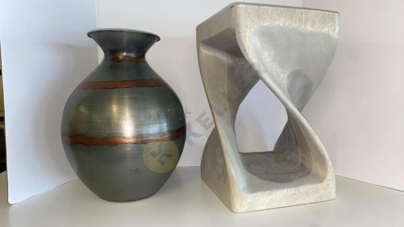 Hausmann Wood Twist Stool In Grey High Oil And Metal Vase