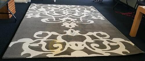 Filigree Wool Pile Hand Tufted Area Rug