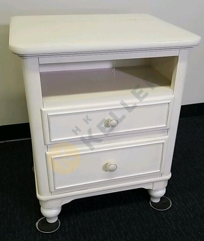 Nightstand with Outlet Compartment by Paula Deen Kids