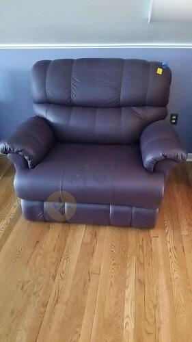 Extra Large Leather Recliner, Blanket, and Pillows