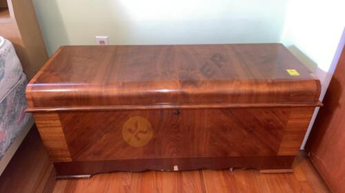 Lane Cedar Chest