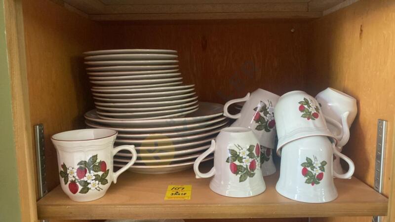 Strawberry China Set